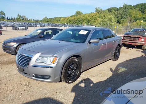 2013 Chrysler 300 Motown z USA, uszkodzony, nr VIN 2C3CCAAG1DH599342